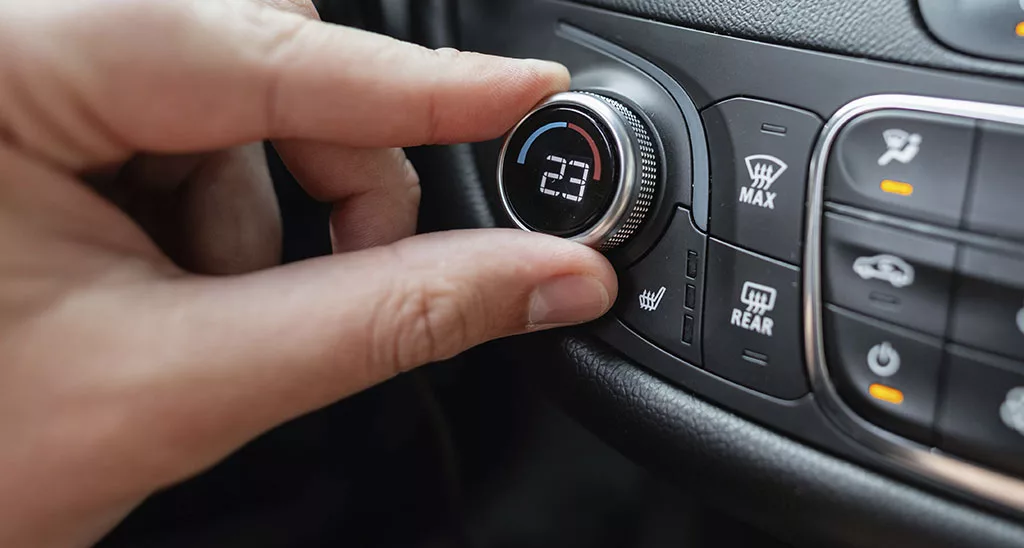 reparacio-de-climatitzacio-cotxe-reparar-climatizacion-coche-reparar-aire-condicionado-coche
